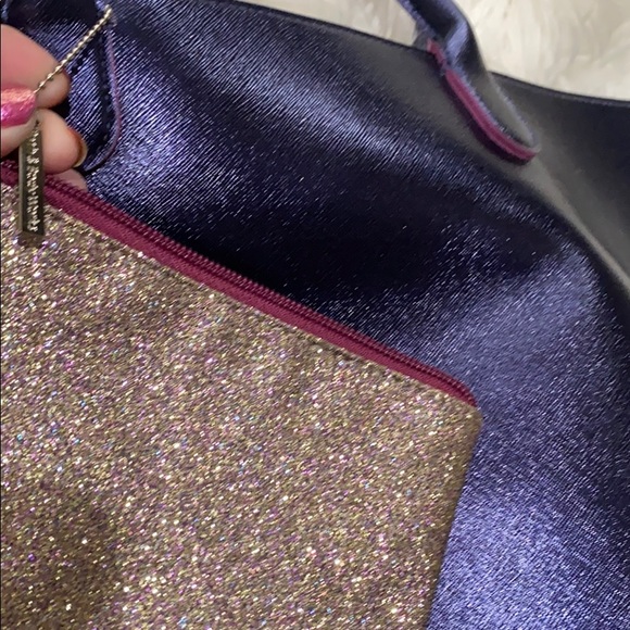 Bath & Body Works Tote w/coordinating glitter bag - Picture 3 of 7